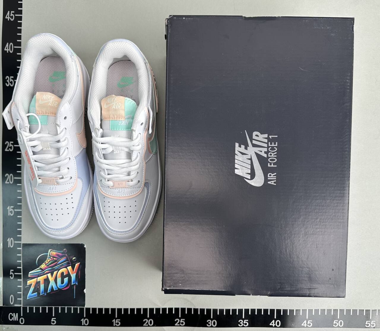 NIKE shoes