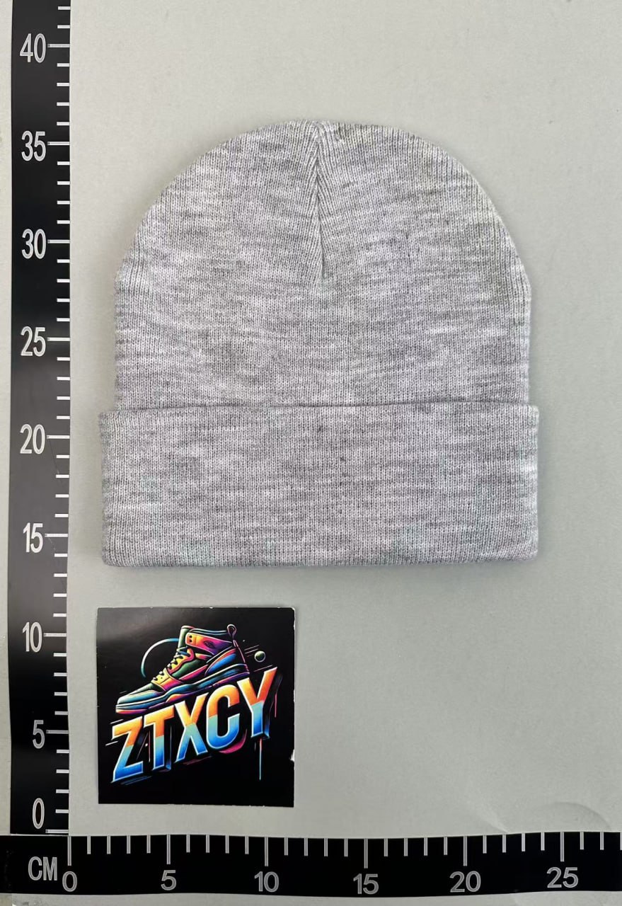 Carhartt hat