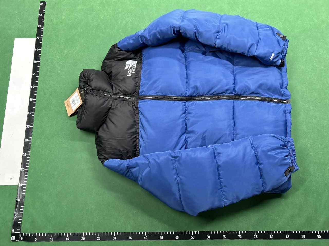 THE NORTH FACE Down