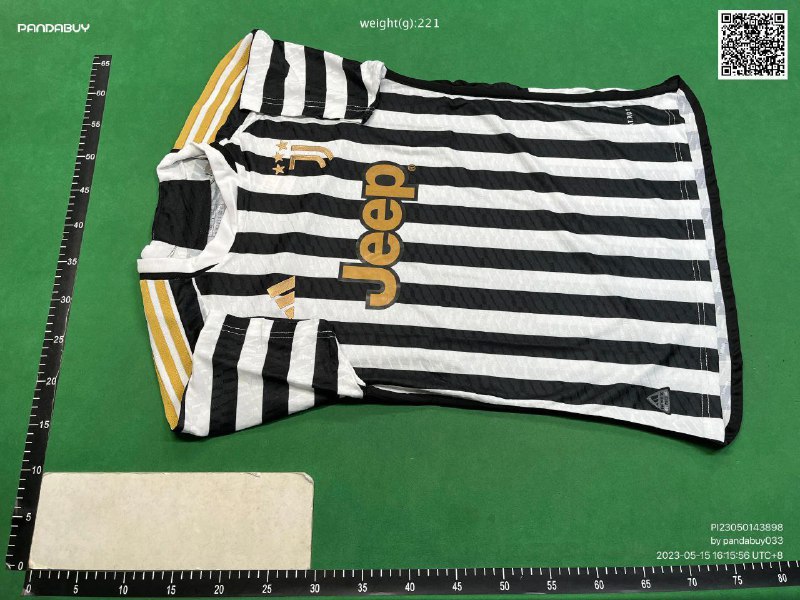 adidas T-shirt