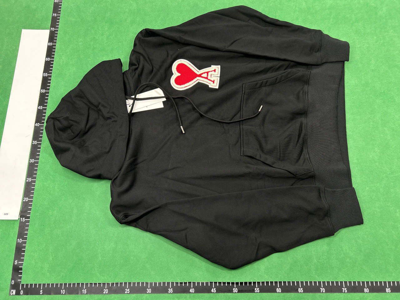 Amiparis Heart Logo Hoodie 37 styles