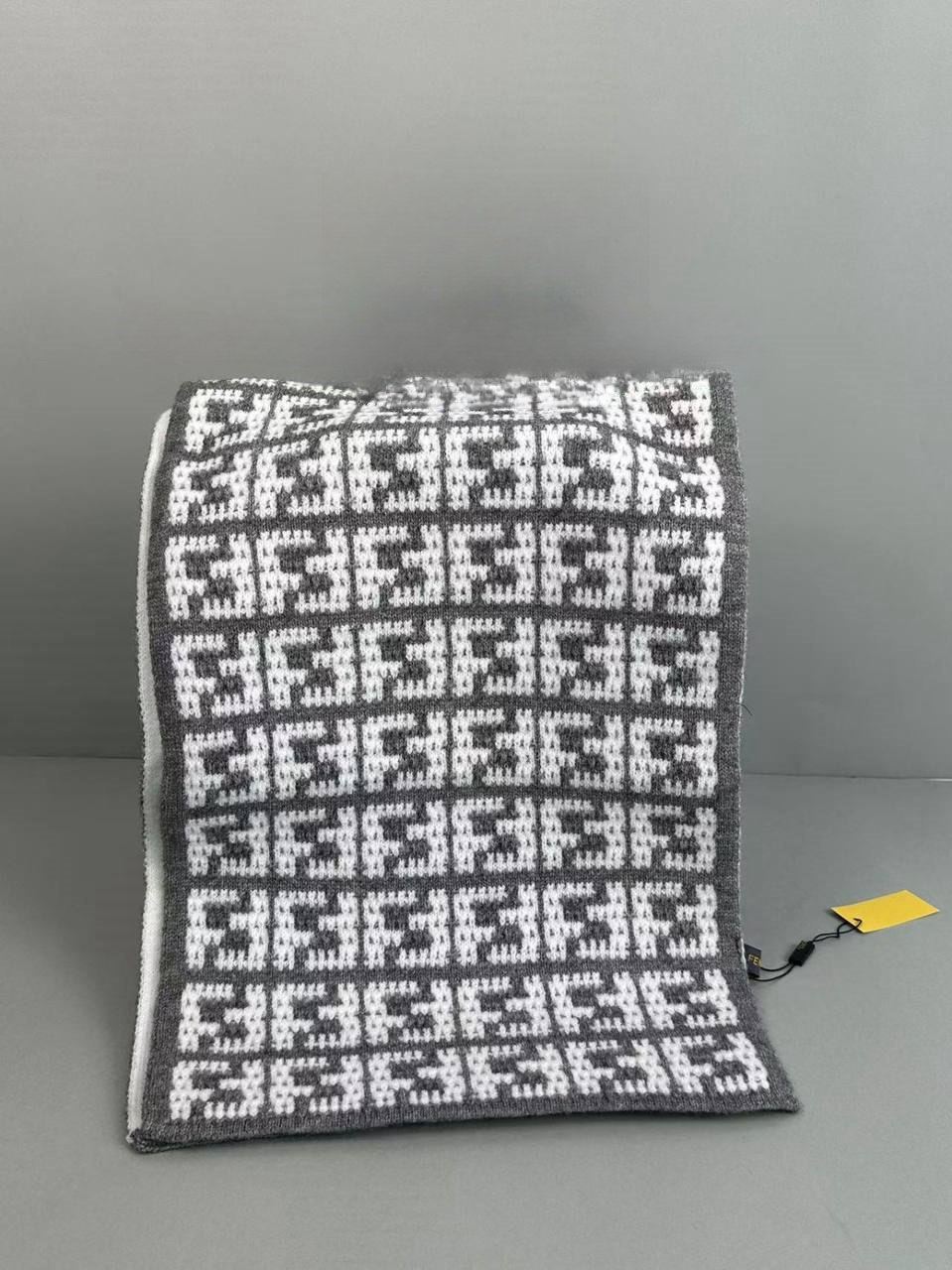 FENDI SCARF