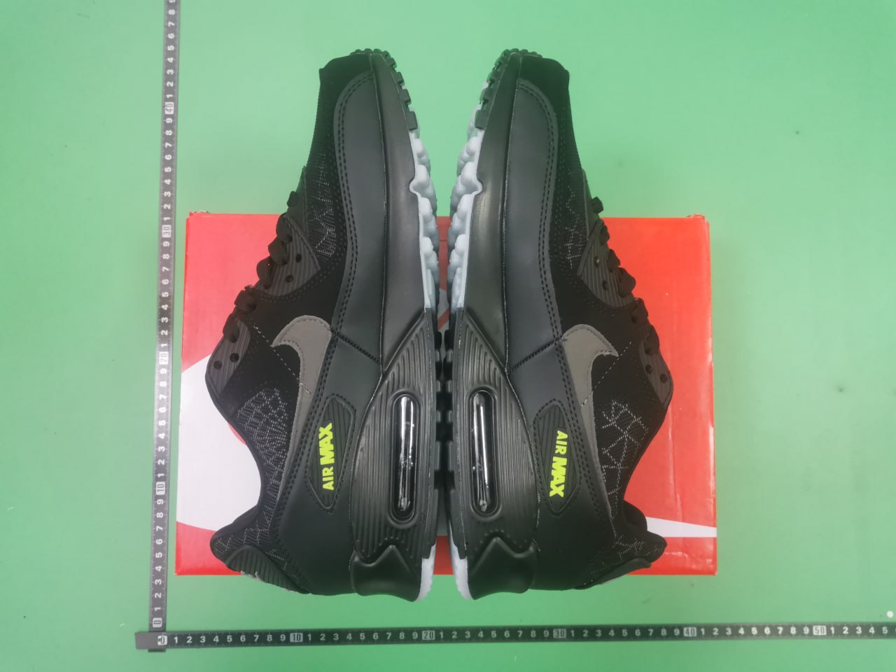 Nike Air Max 90 collection