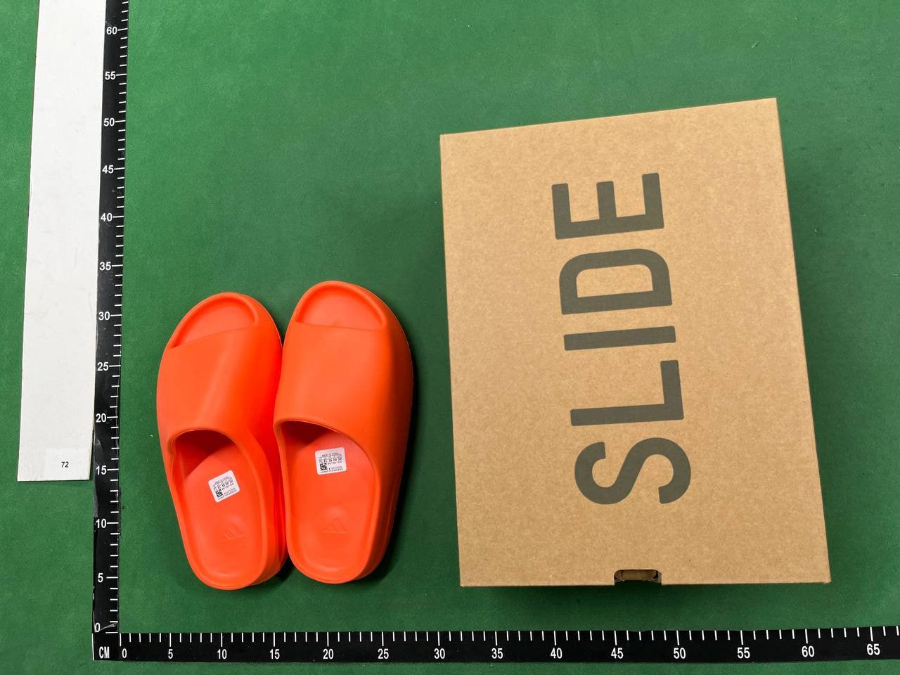 adidas Yeezy Slippers