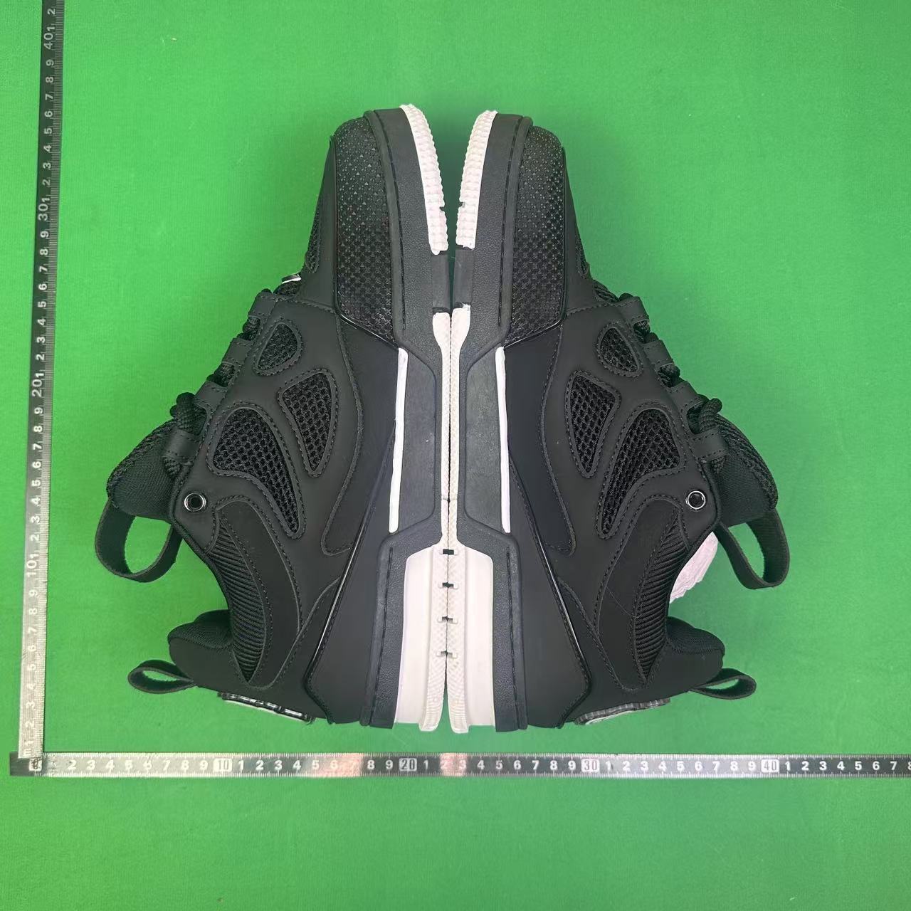 LV Louis vuitton Skate Sneakers