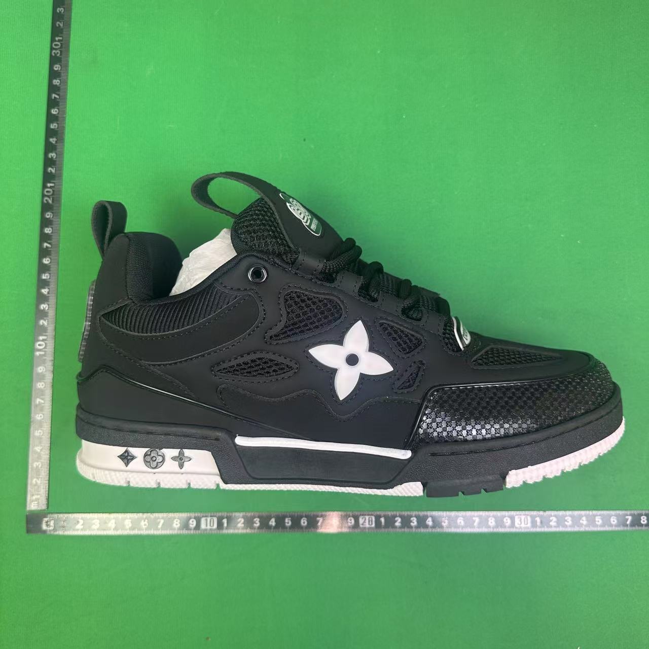 LV Louis vuitton Skate Sneakers