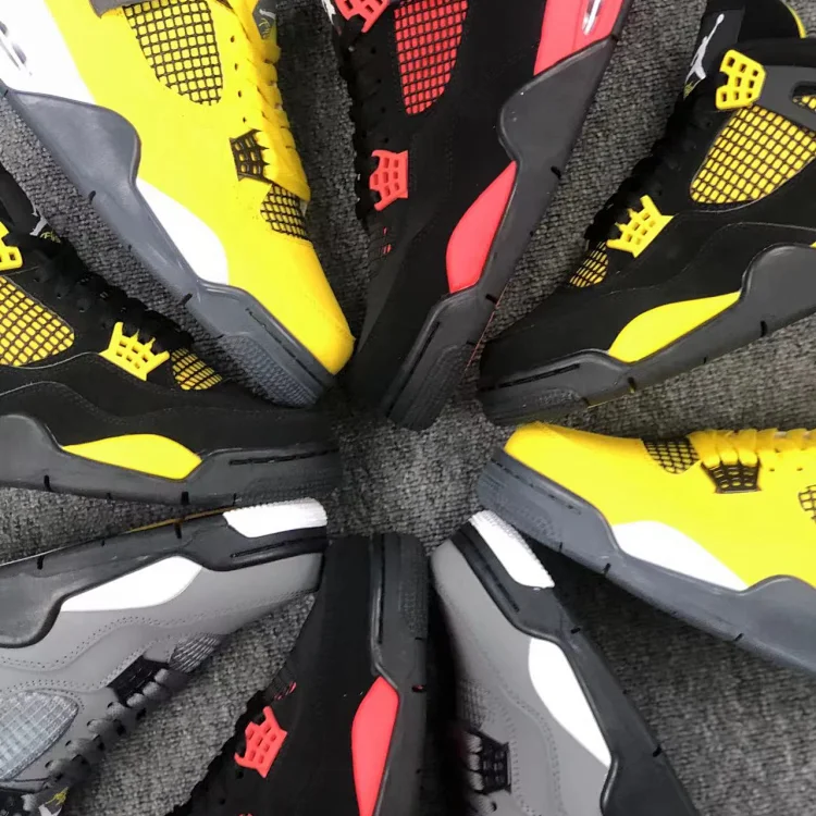 Nike Air Jordan 4 Retro Sneakers